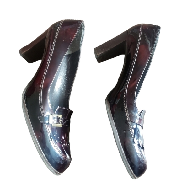 Stuart Weitzman Heels - Picture 4 of 13